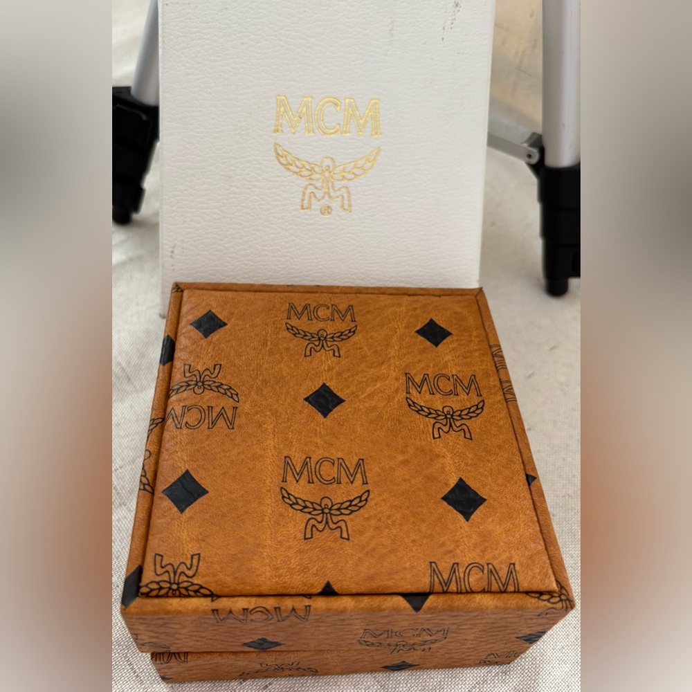 MCM Bangle watch - Picture 6 of 6